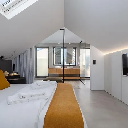 Santiago House * Leca da Palmeira