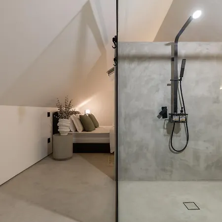 Santiago House * 莱萨·达·帕尔梅拉