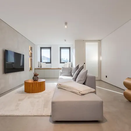 Santiago House * 莱萨·达·帕尔梅拉