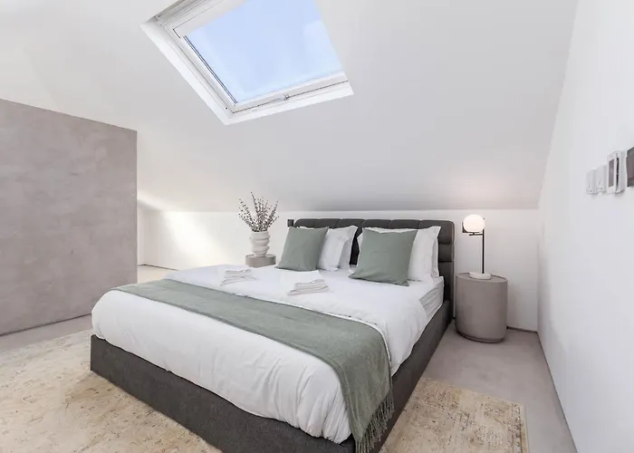 Santiago House Βίλα